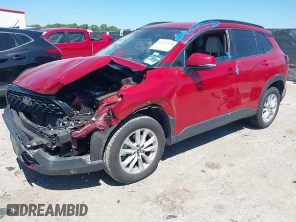 2022 Toyota Corolla Cross LE с VIN 7MUCAAAG3NV028977, выставлен на аукционе IAAI как лот 42243310 с пробегом 47 494 миль миль и . История ставок и продаж доступна на DreamBid. Изображение 2.
