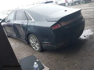 2014 Lincoln MKZ with VIN 3LN6L2G97ER830852, listed as a IAAI auction lot 41225369 with 89,972 mi miles. Bid and sale history available at carsss.com. Image 3.