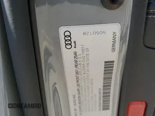 2019 Audi S4 Premium Plus z VIN WAUB4AF44KA034918, wystawiony jako Copart lot #47534575 z przebiegiem 70 199 mil mil oraz Szkody całkowita. Historia ofert i sprzedaży dostępna na DreamBid. Obrazek 13.