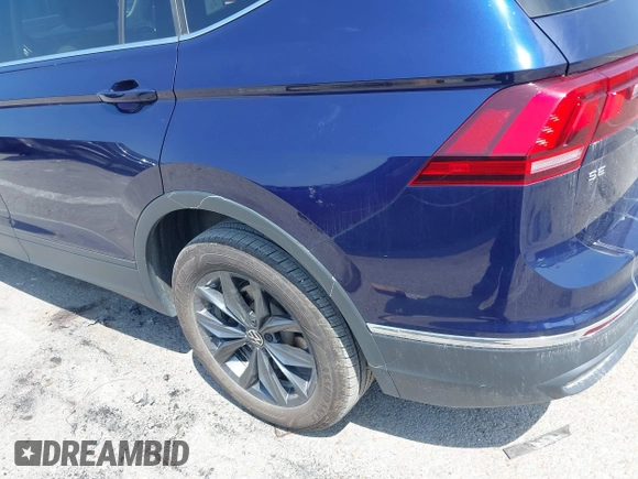 2022 Volkswagen Tiguan SE с VIN 3VV2B7AX7NM135263, выставлен на аукционе IAAI как лот 42632738 с пробегом 35 378 миль миль и . История ставок и продаж доступна на DreamBid. Изображение 19.