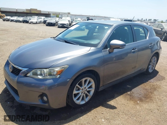 2013 Lexus CT 200h Hybrid with VIN JTHKD5BH6D2147686, listed as a IAAI auction lot 42117110 with 143,450 mi miles. Bid and sale history available at carsss.com. Image 17.