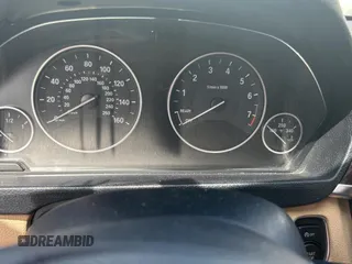 2013 BMW 3 Series 328i с VIN WBA3C1G52DNR44674, выставлен на аукционе Copart как лот 65596255 с пробегом Не указан миль и Чистый • Clean title. История ставок и продаж доступна на DreamBid. Изображение 8.
