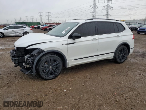 2022 Volkswagen Tiguan SE R-Line Black z VIN 3VVCB7AX1NM058135, wystawiony jako Copart lot #55125305 z przebiegiem 64 643 mil mil oraz Szkoda całkowita • Salvage title. Historia ofert i sprzedaży dostępna na DreamBid. Obrazek 1.