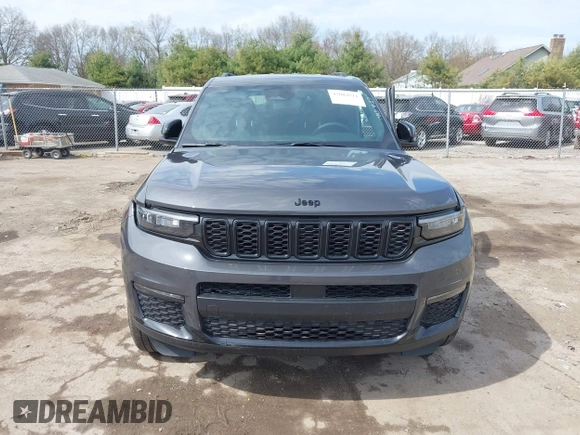 2024 Jeep Grand Cherokee Limited with VIN 1C4RJKBG6R8617895, listed as a IAAI auction lot 42084511 with 8,735 mi miles and . Bid and sale history available at DreamBid. Image 12.