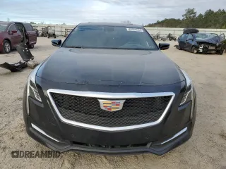 2017 Cadillac CT6 AWD z VIN 1G6KB5RS2HU165222, wystawiony jako Copart lot #43340025 z przebiegiem 109 215 mil mil oraz Szkoda całkowita • Salvage title. Historia ofert i sprzedaży dostępna na DreamBid. Obrazek 5.
