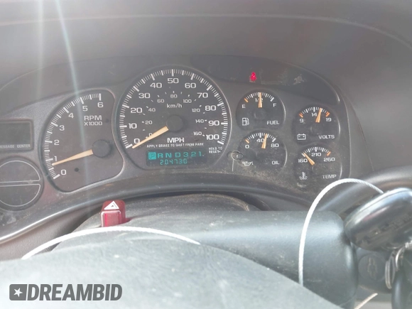 2001 Chevrolet Tahoe LS with VIN 1GNEK13T81R209096, listed as a IAAI auction lot 42108027 with 204,730 mi miles. Bid and sale history available at carsss.com. Image 7.