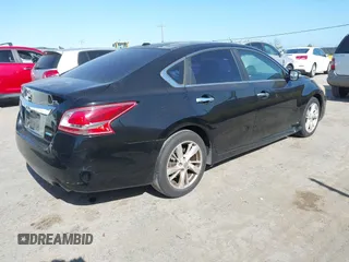 2013 Nissan Altima SV with VIN 1N4AL3APXDN468504, listed as a IAAI auction lot 42070943 with 189,106 mi miles and . Bid and sale history available at carsss.com. Image 4.