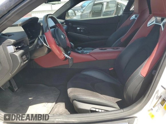 2022 Toyota Supra 3.0 z VIN WZ1DB0C02NW048905, wystawiony jako Copart lot #53099585 z przebiegiem 25 044 mil mil oraz Czysty tytuł • Clean title. Historia ofert i sprzedaży dostępna na DreamBid. Obrazek 7.