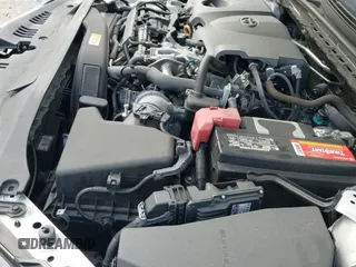 2018 Toyota Camry SE with VIN 4T1B11HKXJU610978, listed as a IAAI auction lot 43462535 with 33,087 mi miles and . Bid and sale history available at DreamBid. Image 19.