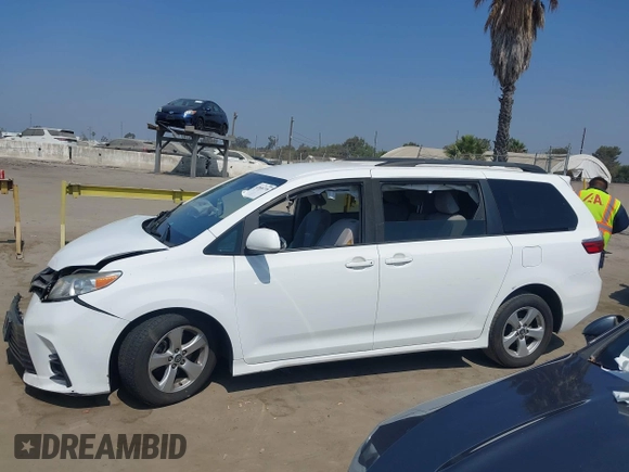 2020 Toyota Sienna LE Auto Access Seat with VIN 5TDKZ3DC7LS050500, listed as a IAAI auction lot 42606758 with 74,099 mi miles and . Bid and sale history available at DreamBid. Image 14.