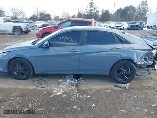 2023 Hyundai Elantra Preferred with VIN KMHLM4AG2PU409832, listed as a IAAI auction lot 41412944 with 27,172 mi miles. Bid and sale history available at carsss.com. Image 14.