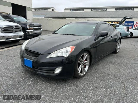 2011 Hyundai Genesis Coupe Grand Touring with VIN KMHHU6KH5BU061431, listed as a Copart auction lot 53547875 with 61,839 mi miles and Clean title. Bid and sale history available at DreamBid. Image 2.