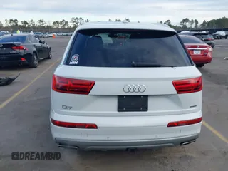 2018 Audi Q7 Premium Plus with VIN WA1LHAF71JD031195, listed as a IAAI auction lot 41219666 with 63,641 mi miles. Bid and sale history available at carsss.com. Image 16.