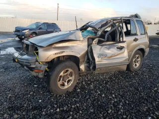 2003 Chevrolet Tracker ZR2 z VIN 2CNBJ734736913357, wystawiony jako Copart lot #86546884 z przebiegiem Nie podano mil oraz Nie do naprawy • Non repairable. Historia ofert i sprzedaży dostępna na DreamBid. Obrazek 1.