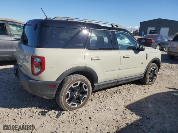 2024 Ford Bronco Sport Outer Banks with VIN 3FMCR9C6XRRE29761, listed as a Copart auction lot 46853555 with NaN miles and Salvage Title. Bid and sale history available at carsss.com. Image 3.