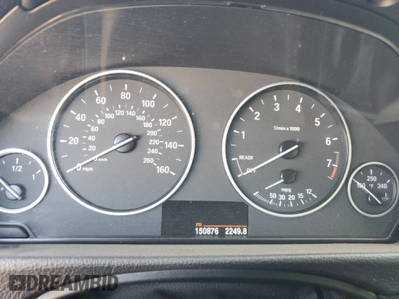 2014 BMW 3 Series 320i xDrive with VIN WBA3C3C52EF985691, listed as a Copart auction lot 77382324 with 150,876 mi miles and Salvage Title. Bid and sale history available at carsss.com. Image 9.