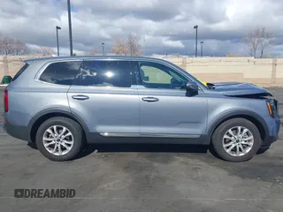 2022 Kia Telluride LX with VIN 5XYP2DHC7NG235365, listed as a IAAI auction lot 41434032 with 32,628 mi miles and . Bid and sale history available at DreamBid. Image 13.