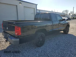 2005 Dodge Dakota ST with VIN 1D7HE22K25S161076, listed as a Copart auction lot 83784824 with 142,890 mi miles and Clean Title. Bid and sale history available at DreamBid. Image 3.