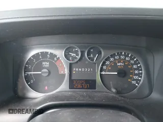 2006 Hummer H3 z VIN 5GTDN136068109909, wystawiony jako IAAI lot #41932541 z przebiegiem 236 737 mil mil oraz . Historia ofert i sprzedaży dostępna na DreamBid. Obrazek 7.