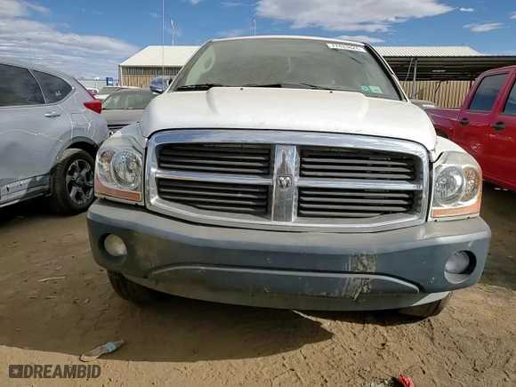2006 Dodge Durango SLT with VIN 1D4HD48286F104619, listed as a Copart auction lot 77433824 with 221,631 mi miles and Salvage Title. Bid and sale history available at carsss.com. Image 12.
