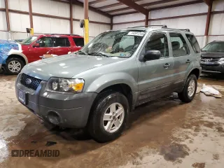 2005 Ford Escape XLS Value with VIN 1FMYU92Z75KB29769, listed as a Copart auction lot 44591245 with 168,452 mi miles and Salvage Title. Bid and sale history available at carsss.com. Image 1.