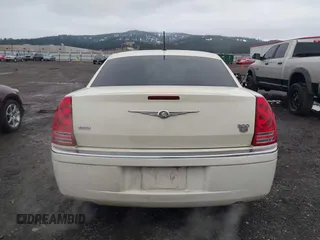 2008 Chrysler 300 C with VIN 2C3KK63H38H267569, listed as a IAAI auction lot 41301785 with 130,703 mi miles and . Bid and sale history available at carsss.com. Image 16.
