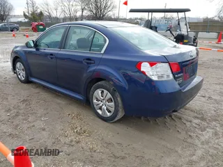 2011 Subaru Legacy 2.5i z VIN 4S3BMCA65B3257139, wystawiony jako IAAI lot #41475215 z przebiegiem 228 739 mil mil oraz . Historia ofert i sprzedaży dostępna na DreamBid. Obrazek 3.