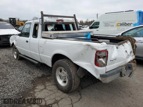 2005 Ford Ranger XLT with VIN 1FTZR45E25PA52088, listed as a Copart auction lot 46310315 with Not provided miles and Salvage title. Bid and sale history available at DreamBid. Image 2.