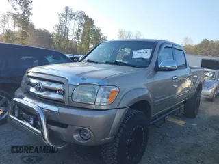 2006 Toyota Tundra SR5 with VIN 5TBET34196S519709, listed as a IAAI auction lot 41880138 with 325,523 mi miles. Bid and sale history available at carsss.com. Image 17.