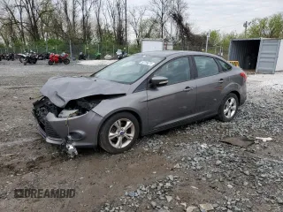 2013 Ford Focus SE with VIN 1FADP3F28DL241404, listed as a Copart auction lot 52759075 with 105,658 mi miles and Salvage Title. Bid and sale history available at carsss.com. Image 1.