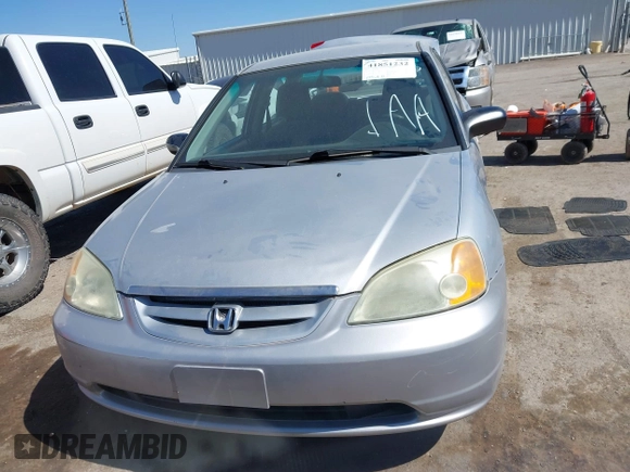 2002 Honda Civic LX with VIN 1HGES15562L039463, listed as a IAAI auction lot 41851232 with 173,411 mi miles. Bid and sale history available at carsss.com. Image 12.