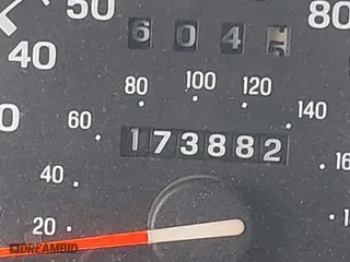 2003 Mazda B-Series 2WD Truck SX with VIN 4F4YR12D03TM09575, listed as a IAAI auction lot 41693387 with 173,882 mi miles. Bid and sale history available at carsss.com. Image 7.