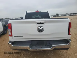 2022 Ram 1500 Big Horn z VIN 1C6RREBG7NN273085, wystawiony jako Copart lot #45925725 z przebiegiem 55 135 mil mil oraz Czysty tytuł • Clean title. Historia ofert i sprzedaży dostępna na DreamBid. Obrazek 6.