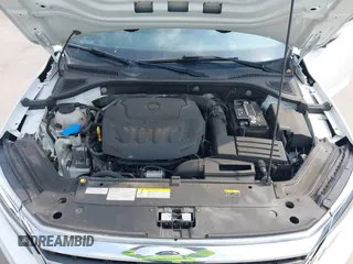 2021 Volkswagen Passat SE z VIN 1VWSA7A32MC014376, wystawiony jako IAAI lot #42314372 z przebiegiem 81 209 mil mil oraz . Historia ofert i sprzedaży dostępna na DreamBid. Obrazek 10.