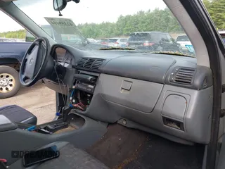 1999 Mercedes-Benz M 320/430/500 с VIN 4JGAB54E7XA066742, выставлен на аукционе IAAI как лот 42359484 с пробегом 192 918 миль миль и . История ставок и продаж доступна на DreamBid. Изображение 5.