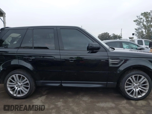 2011 Land Rover Range Rover Sport HSE Lux z VIN SALSK2D48BA260468, wystawiony jako IAAI lot #42203613 z przebiegiem 112 040 mil mil oraz . Historia ofert i sprzedaży dostępna na DreamBid. Obrazek 13.