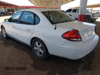 2004 Ford Taurus SE with VIN 1FAFP53U84A182327, listed as a IAAI auction lot 42284327 with Not provided miles and . Bid and sale history available at DreamBid. Image 3.