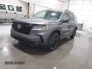 2025 Honda Pilot Black Edition with VIN 5FNYG1H91SB034976, listed as a IAAI auction lot 41677687 with 5,659 mi miles. Bid and sale history available at carsss.com. Image 17.