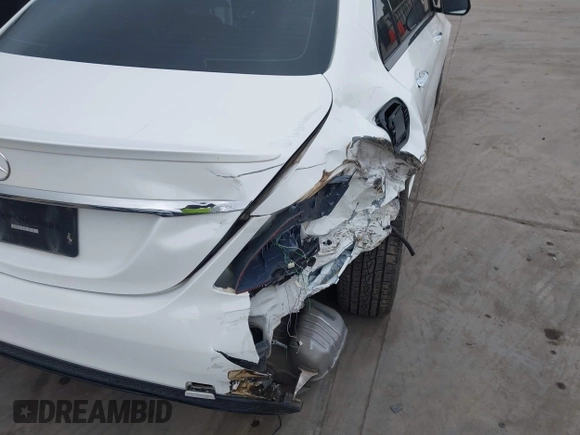 2017 Mercedes-Benz C 300 с VIN 55SWF4JB6HU183934, выставлен на аукционе IAAI как лот 42093303 с пробегом 120 000 миль миль и . История ставок и продаж доступна на DreamBid. Изображение 6.