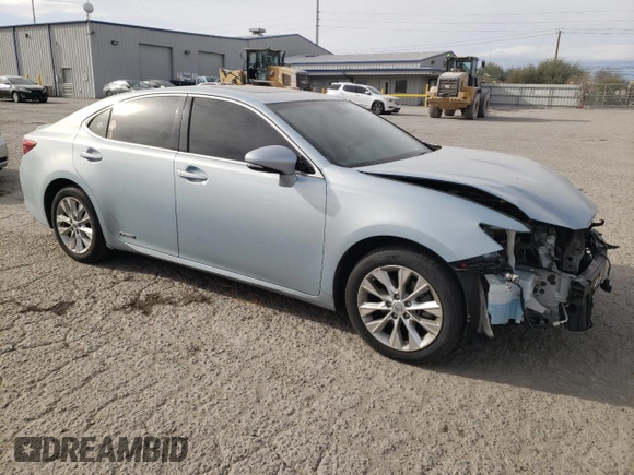 2014 Lexus ES 300h with VIN JTHBW1GG3E2045783, listed as a Copart auction lot 85146314 with 185,512 mi miles and Salvage Title. Bid and sale history available at DreamBid. Image 4.