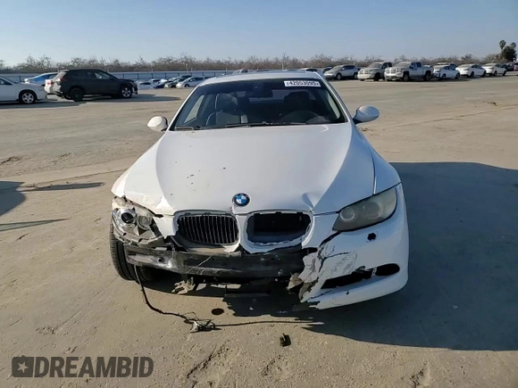 2007 BMW 3 Series 328i with VIN WBAWV13597P117499, listed as a Copart auction lot 42053095 with 230,508 mi miles and Salvage title. Bid and sale history available at DreamBid. Image 10.