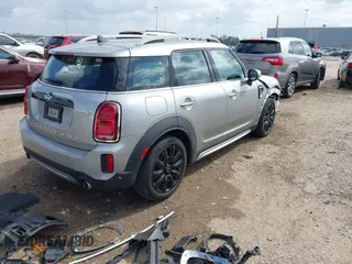 2024 MINI Countryman Cooper S с VIN WMZ53BR0XR3R54326, выставлен на аукционе IAAI как лот 41525350 с пробегом 19 442 миль миль и . История ставок и продаж доступна на DreamBid. Изображение 4.