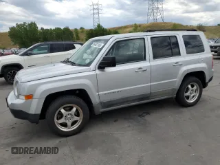 2011 Jeep Patriot Latitude z VIN 1J4NF1GB6BD127634, wystawiony jako Copart lot #65482185 z przebiegiem 116 135 mil mil oraz Czysty tytuł • Clean title. Historia ofert i sprzedaży dostępna na DreamBid. Obrazek 1.