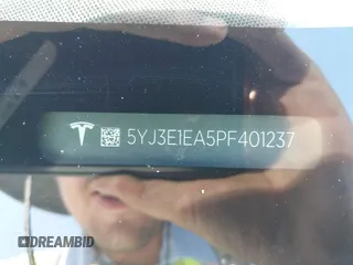 2023 Tesla Model 3 z VIN 5YJ3E1EA5PF401237, wystawiony jako IAAI lot #42520423 z przebiegiem 45 262 mil mil oraz . Historia ofert i sprzedaży dostępna na DreamBid. Obrazek 9.