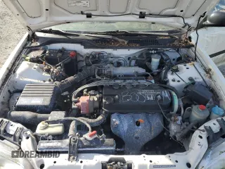 1992 Honda Civic z VIN 1HGEG8655NL072855, wystawiony jako Copart lot #53255425 z przebiegiem 217 200 mil mil oraz Czysty tytuł • Clean title. Historia ofert i sprzedaży dostępna na DreamBid. Obrazek 11.