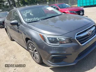 2018 Subaru Legacy Premium z VIN 4S3BNAD69J3036252, wystawiony jako IAAI lot #42484232 z przebiegiem 80 396 mil mil oraz . Historia ofert i sprzedaży dostępna na DreamBid. Obrazek 1.
