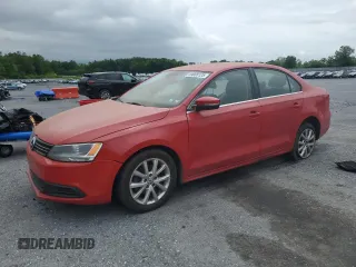 2014 Volkswagen Jetta SE с VIN 3VWD17AJ3EM238733, выставлен на аукционе Copart как лот 59005125 с пробегом 113 428 миль миль и Списание • Salvage title. История ставок и продаж доступна на DreamBid. Изображение 1.