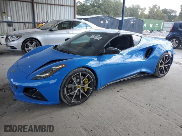 2024 Lotus Emira First Edition z VIN SCCLEKAX2RHA11233, wystawiony jako Copart lot #72567594 z przebiegiem 1572 mil mil oraz Szkody całkowita. Historia ofert i sprzedaży dostępna na DreamBid. Obrazek 1.