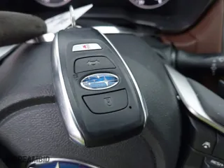 2024 Subaru Outback Touring with VIN 4S4BTAPC7R3220863, listed as a IAAI auction lot 40978309 with 5,873 mi miles. Bid and sale history available at carsss.com. Image 11.