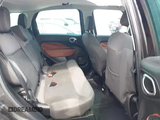 2014 FIAT 500L Trekking z VIN ZFBCFADH8EZ008208, wystawiony jako IAAI lot #42091284 z przebiegiem 79 407 mil mil oraz . Historia ofert i sprzedaży dostępna na DreamBid. Obrazek 8.